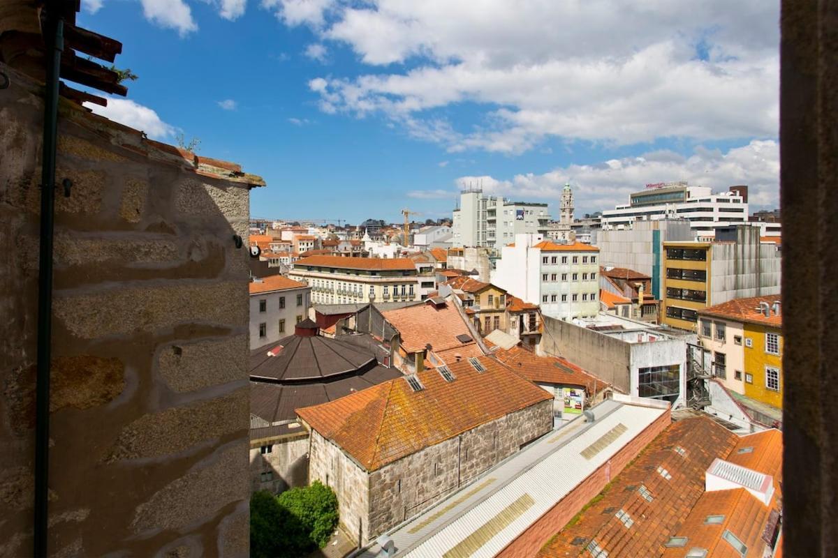 Guestready - Climbing Loft Apartment Porto Bagian luar foto